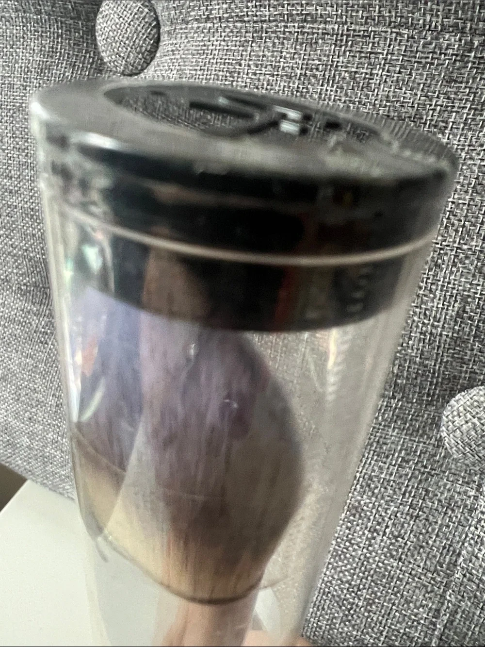 It Silver Powder Brush with Gradient White-Purple Bristles - Makeup Brush